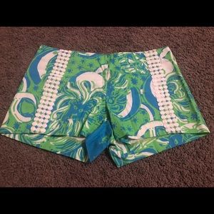 Lilly Pulitzer shorts size 4